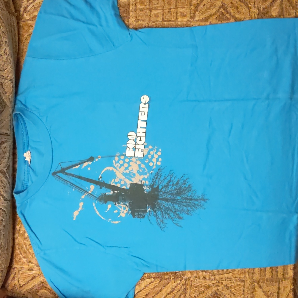 Vintage Foo Fighters tour shirt